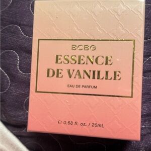 BCBG Essence de Vanille Eau de Parfum in Pink and Gold